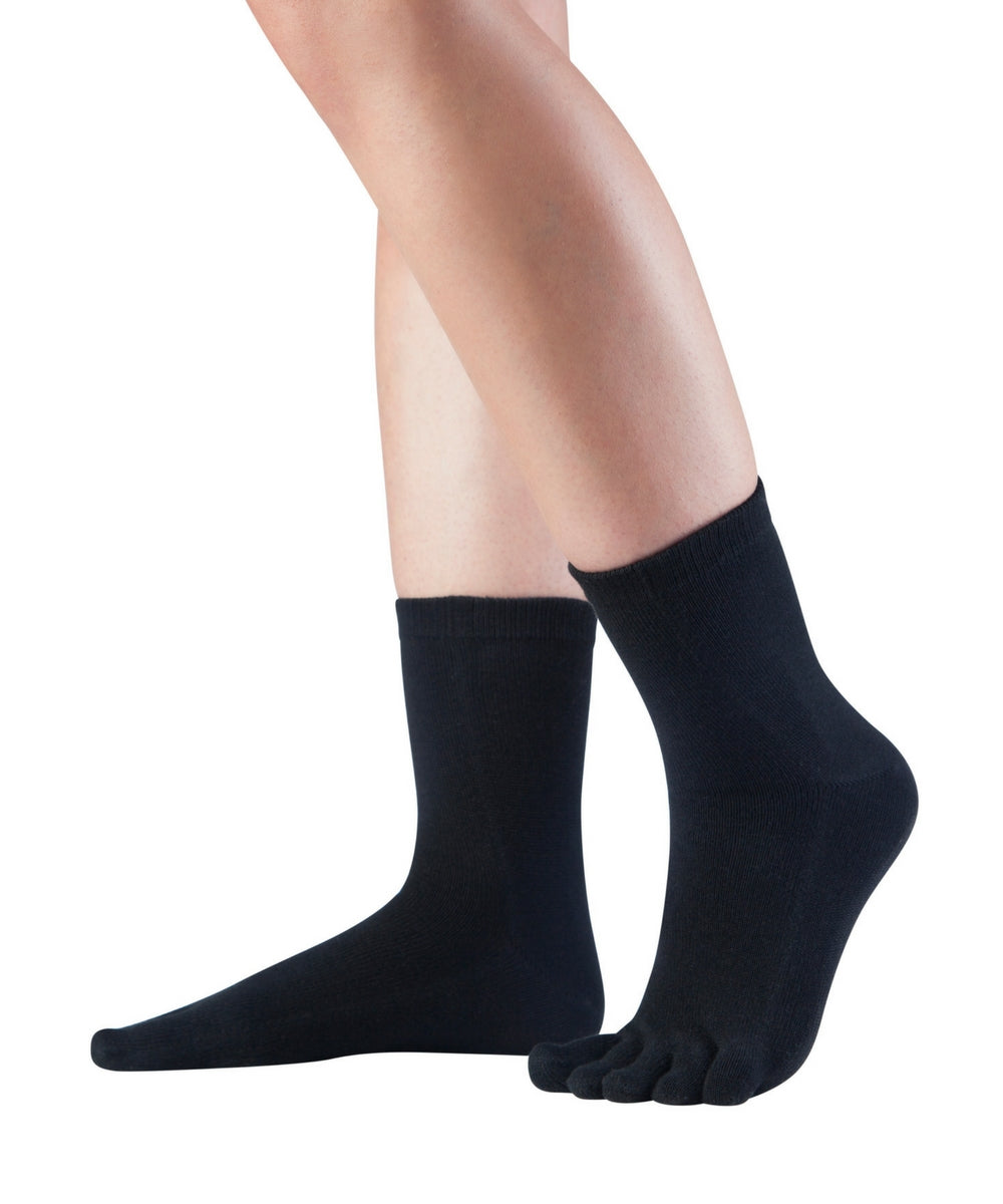 MN-Knitido-Everyday-Essential-Midi-Crew-Toe-Socks schwarz