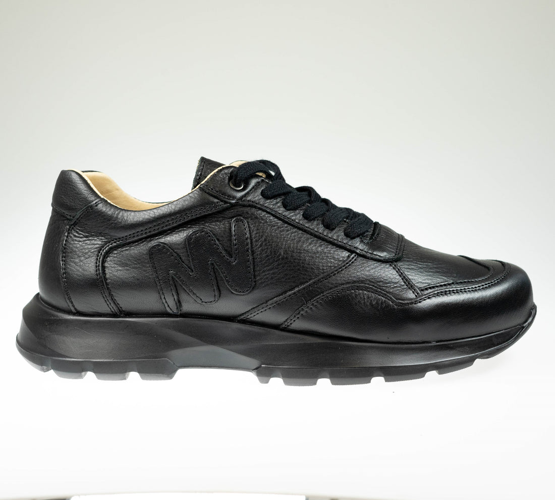 MN-Marco leather sneaker black with black sole 