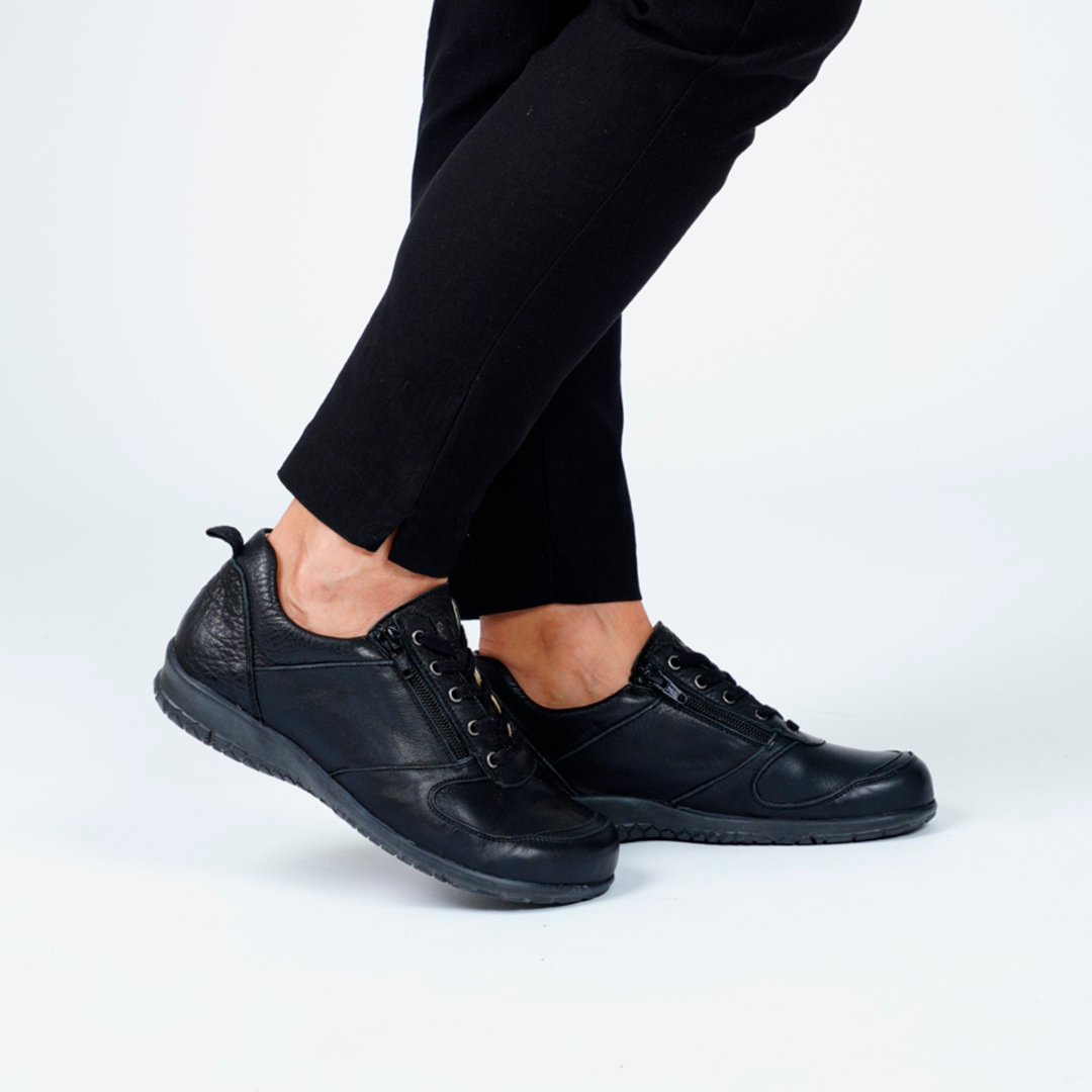 MN-Lobi Comfort Shoes Black