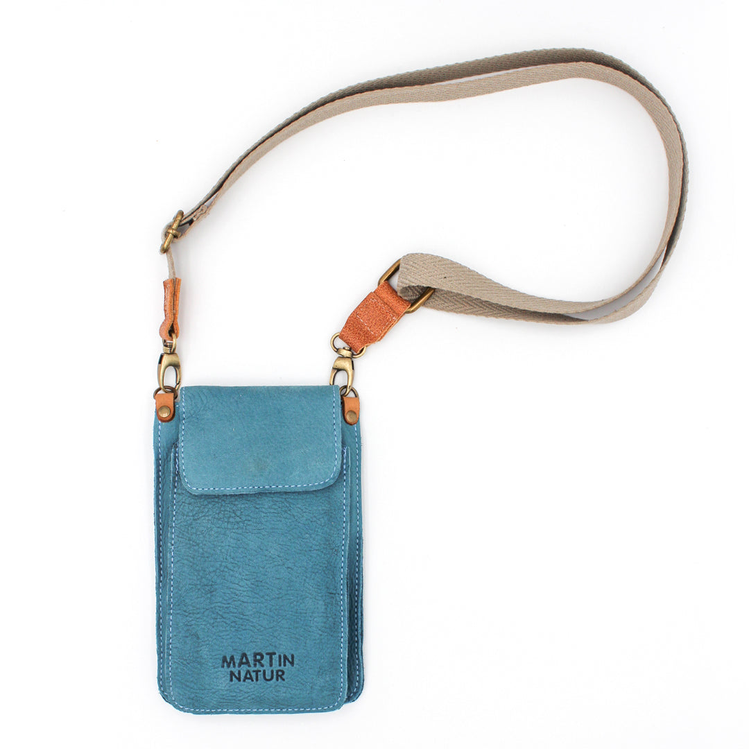 Umhängetasche aus ökoloischem Leder für Smartphone, Brille und vieles Mehr, Klein und handlich in blau.